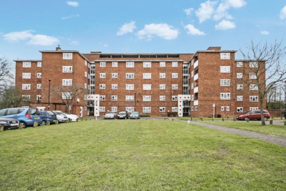 1 Bedroom Flat
